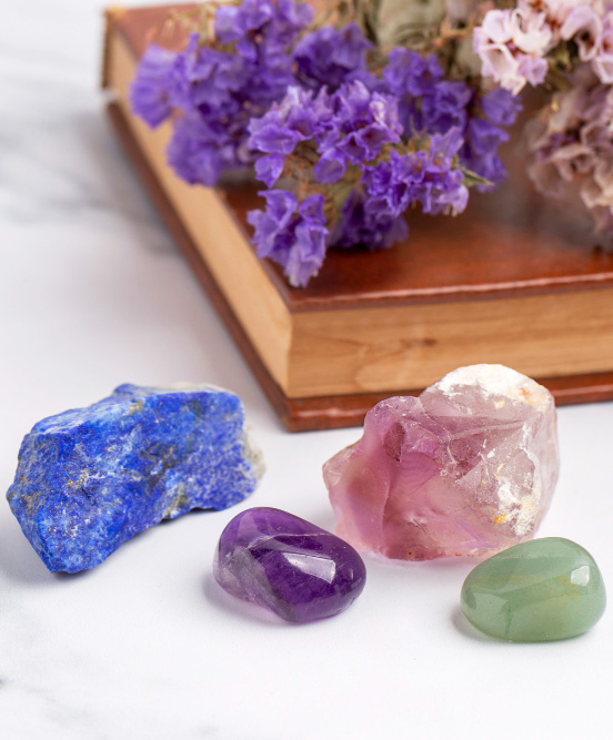 素材となる天然石